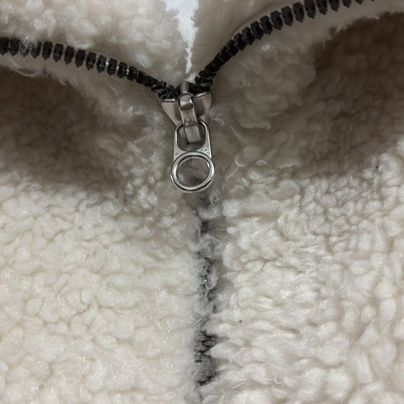 Lululemon Sherpa zip - Picture 3 of 6